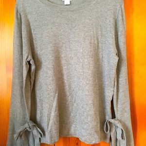 J Crew grey Sweater ~ Brand new w/o tags ~ Large